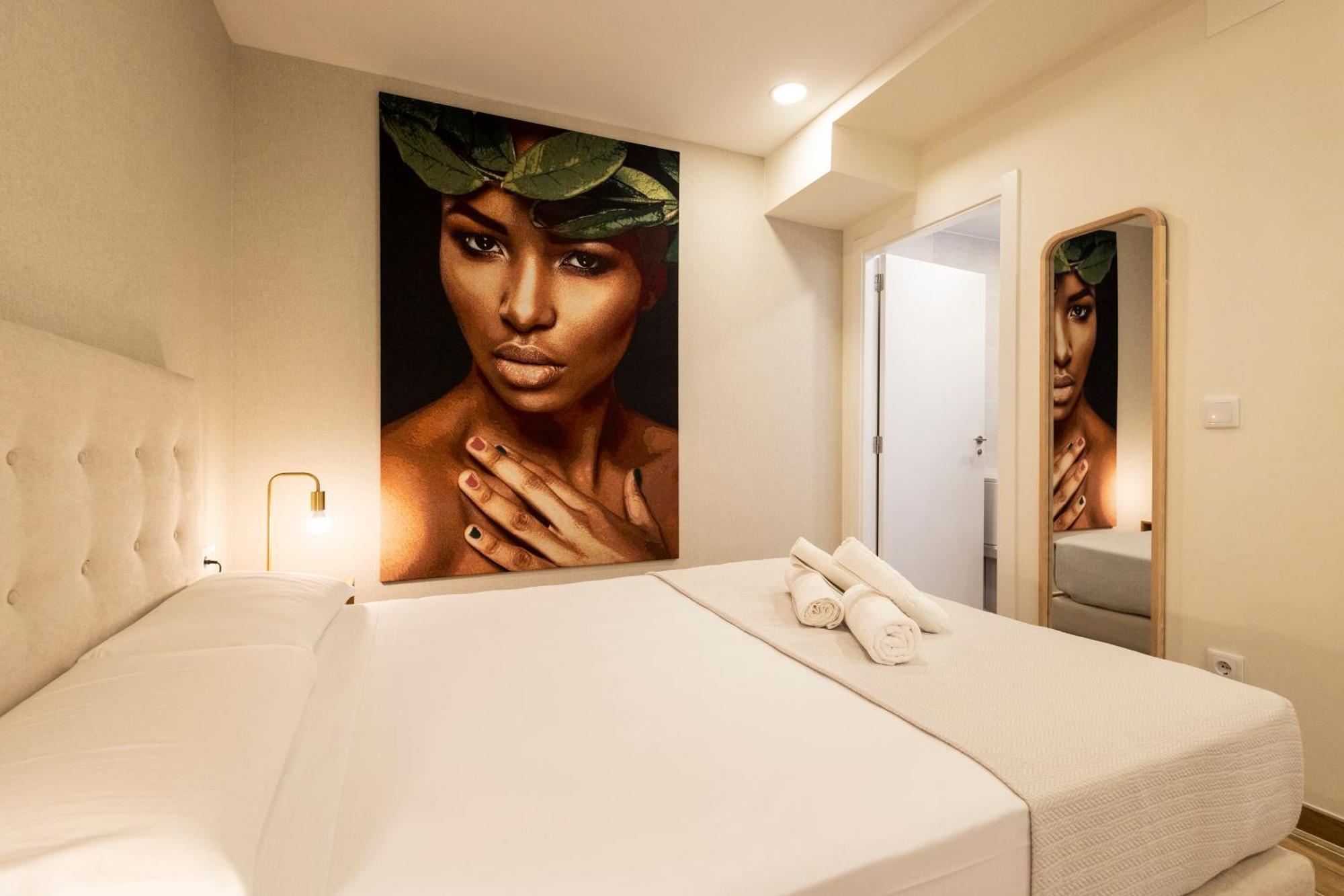 Cortes Suites By Concept Flats Valencia Eksteriør bilde
