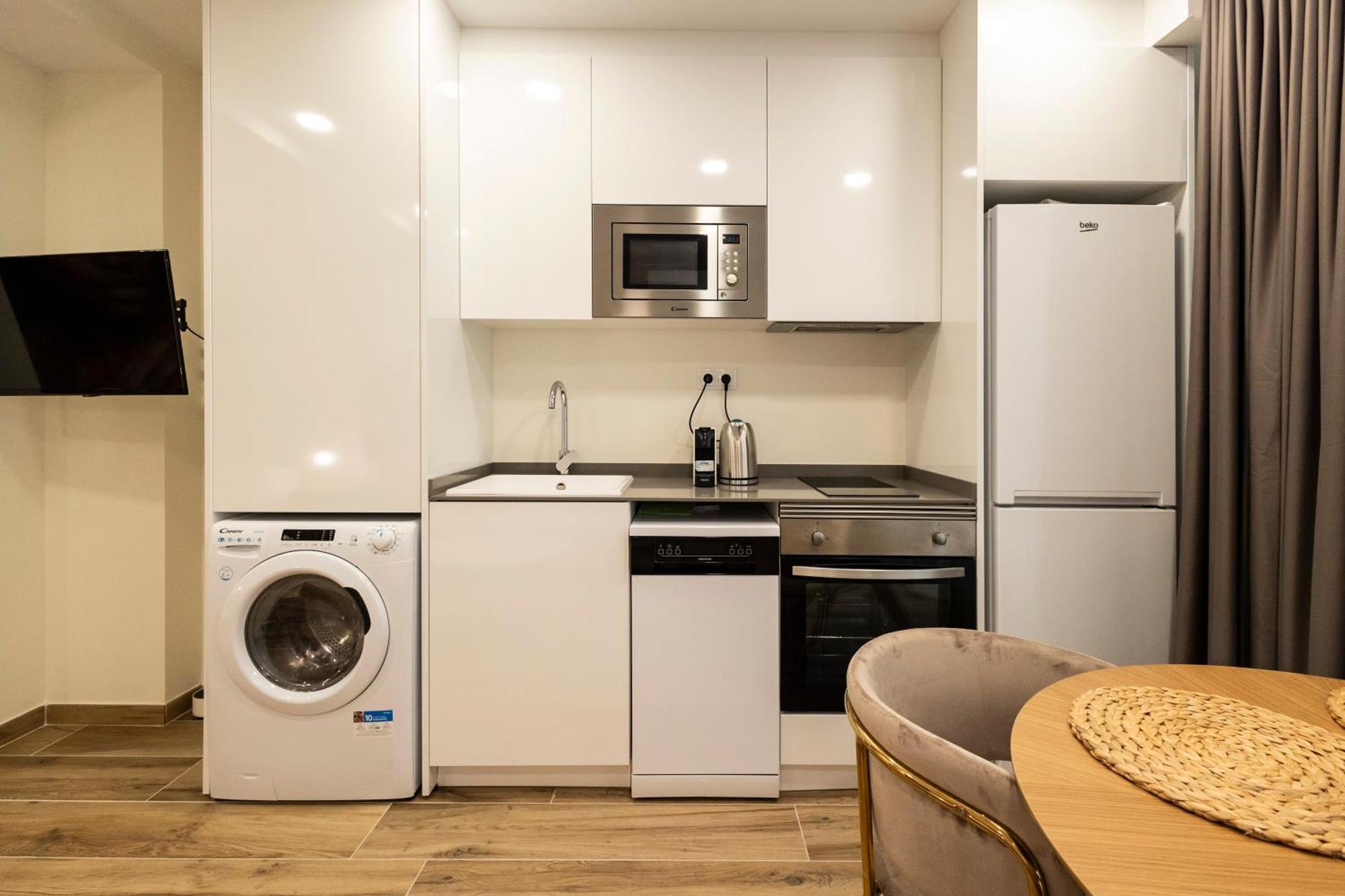 Cortes Suites By Concept Flats Valencia Eksteriør bilde