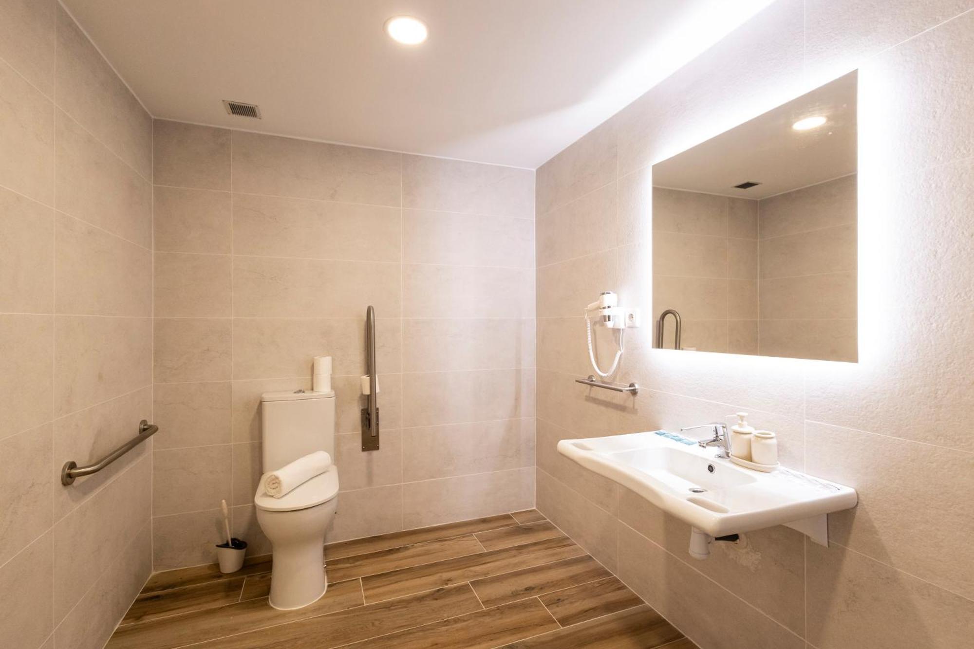 Cortes Suites By Concept Flats Valencia Eksteriør bilde